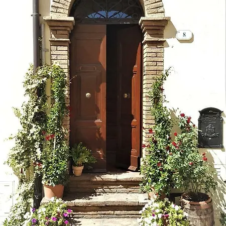 La Casa Nel Borgo Apartman